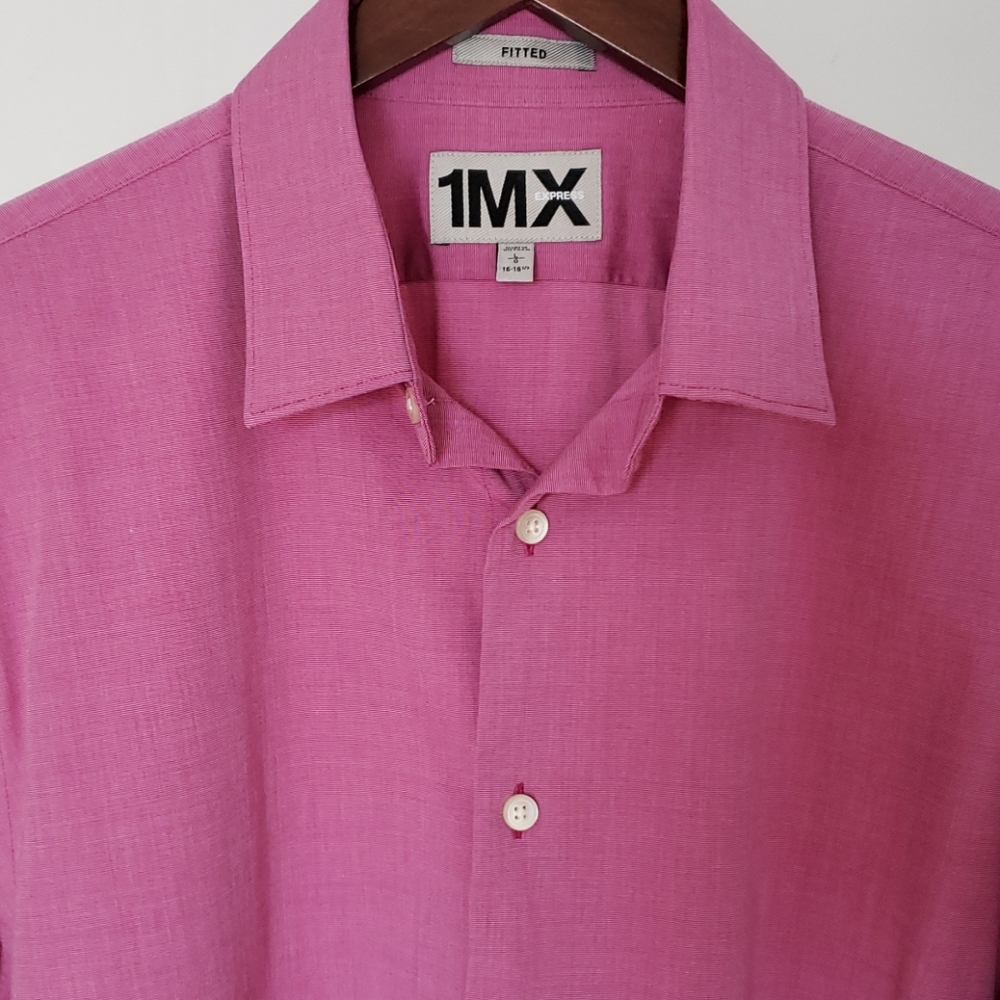 🔥3/$45 or 5/$60🔥  EXPRESS Long-Sleeved Fitted 1MX Stretch Shirt